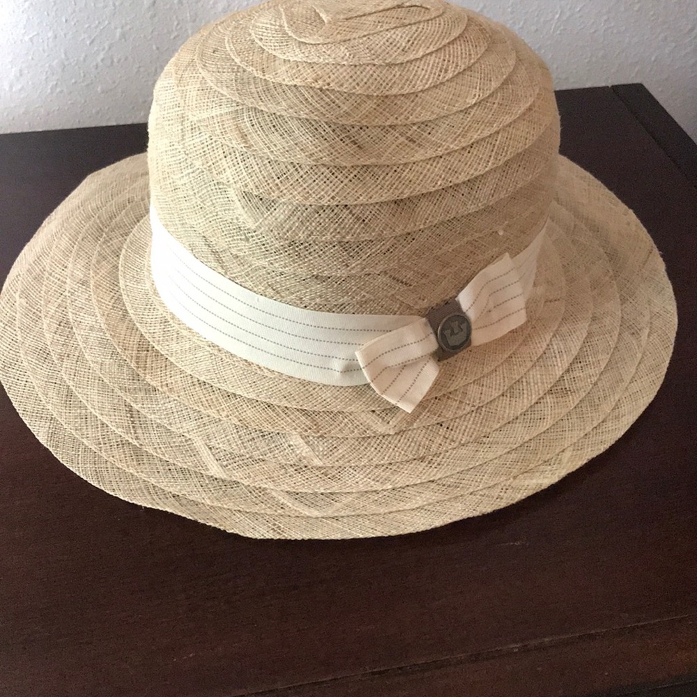 Goorin Brothers Straw Floppy Wide Brim Hat NWOT